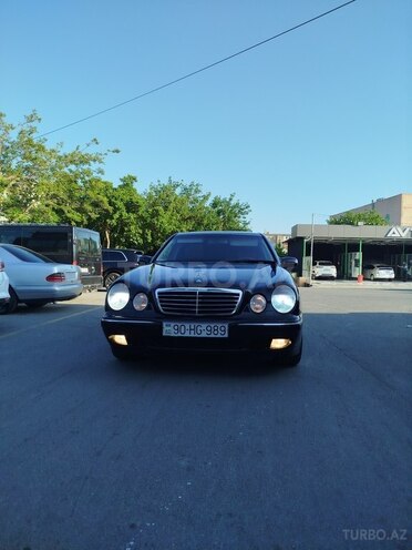 Mercedes E 200-2