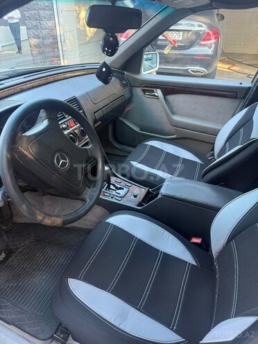 Mercedes C 230-4