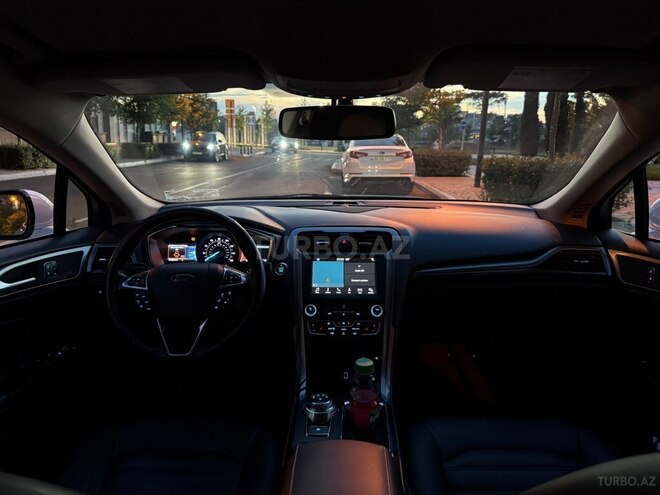 Ford Fusion (North America)-13