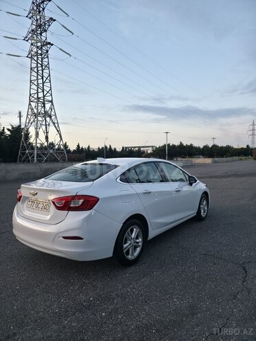 Chevrolet Cruze-8