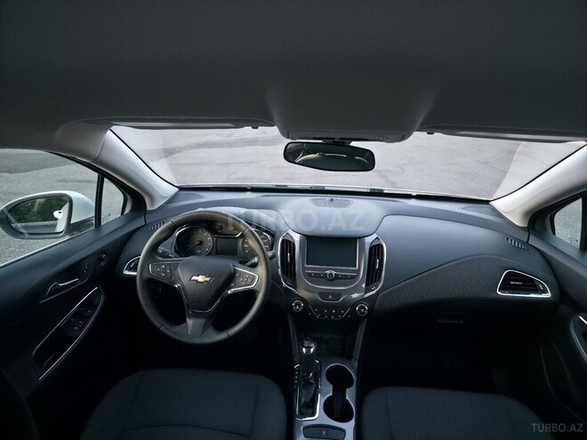 Chevrolet Cruze-14