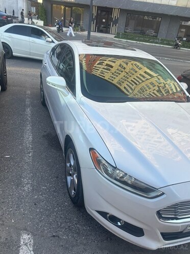 Ford Fusion (North America)-8