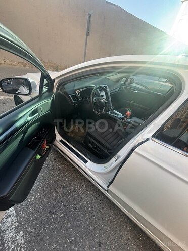 Ford Fusion (North America)-13