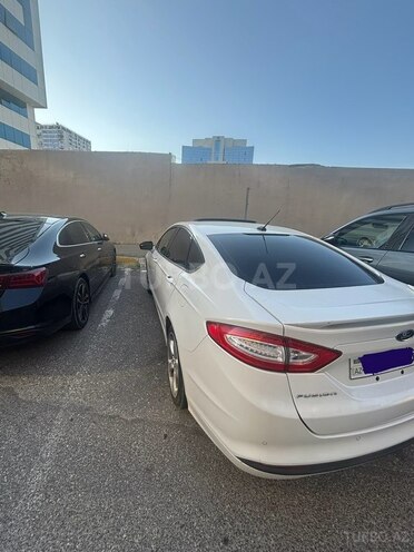 Ford Fusion (North America)-9