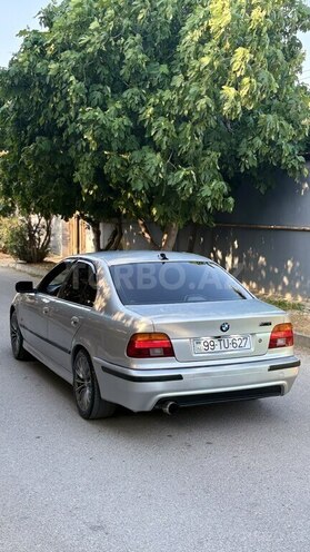 BMW 525-5
