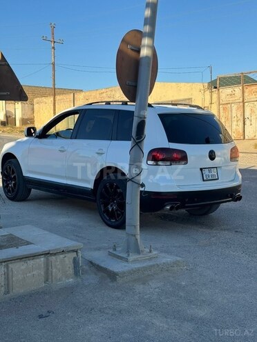 Volkswagen Touareg-3