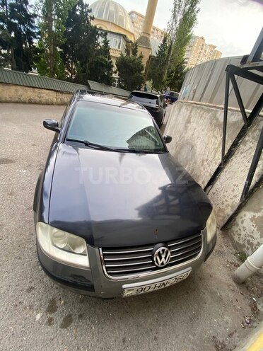 Volkswagen Passat-4