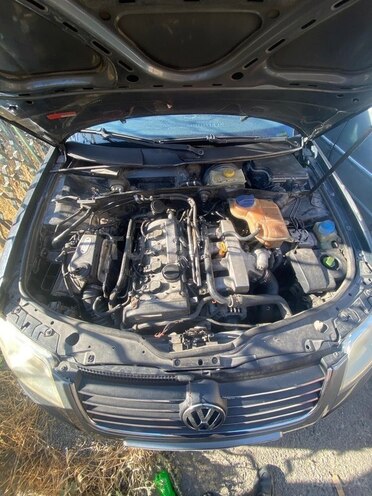 Volkswagen Passat-12