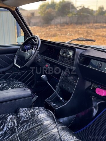 LADA (VAZ) 2107-9