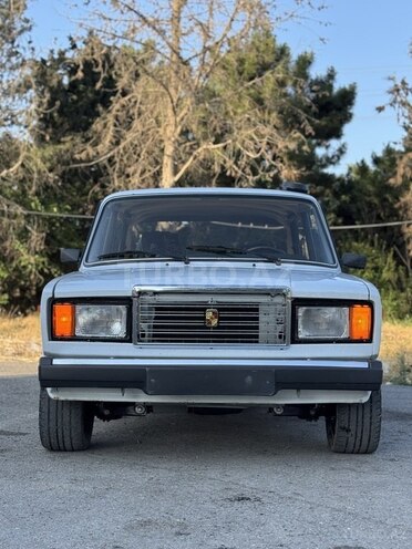 LADA (VAZ) 2107-1