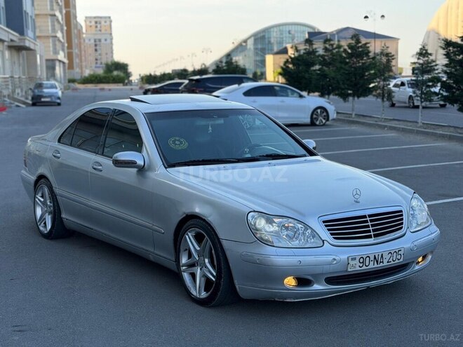 Mercedes S 320-1