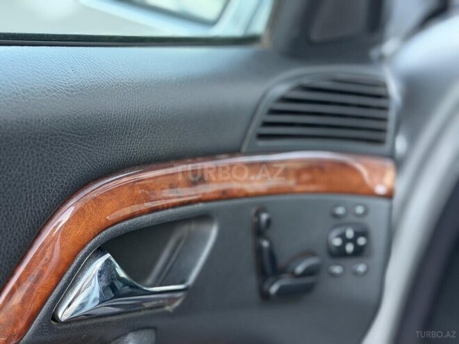 Mercedes S 320-8