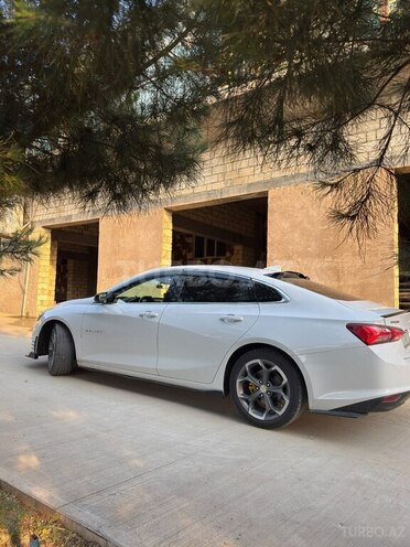 Chevrolet Malibu-8