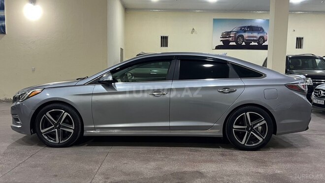 Hyundai Sonata-11