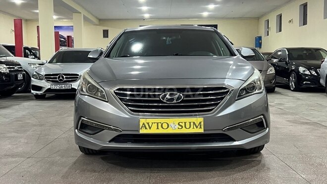 Hyundai Sonata-1