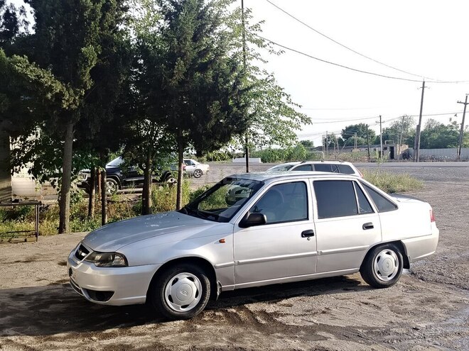 Daewoo Nexia-2