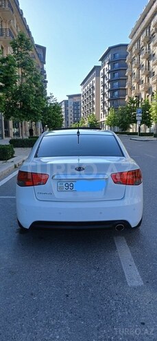 Kia Cerato-3