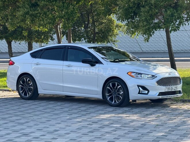 Ford Fusion (North America)-8