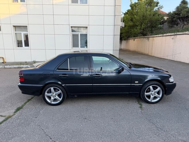 Mercedes C 240-4