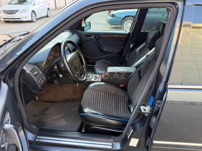 Mercedes C 240-10