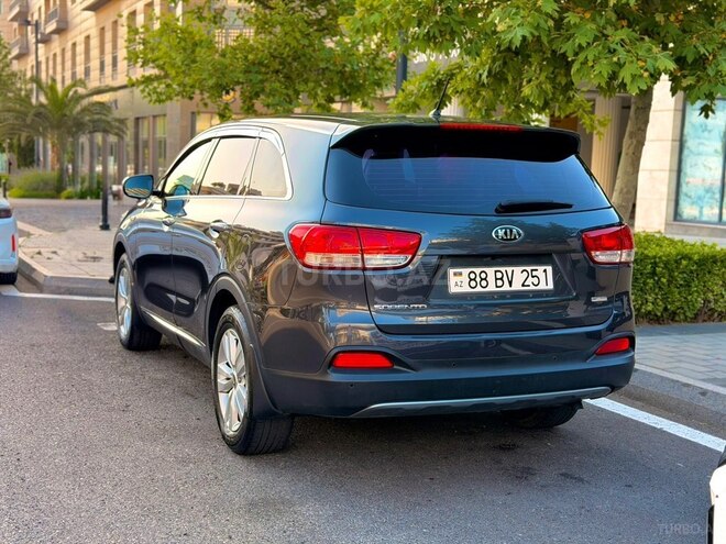 Kia Sorento-4