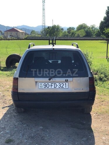 Opel Astra-3