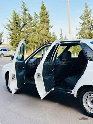 LADA (VAZ) Priora-5