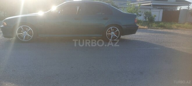 BMW 528-5