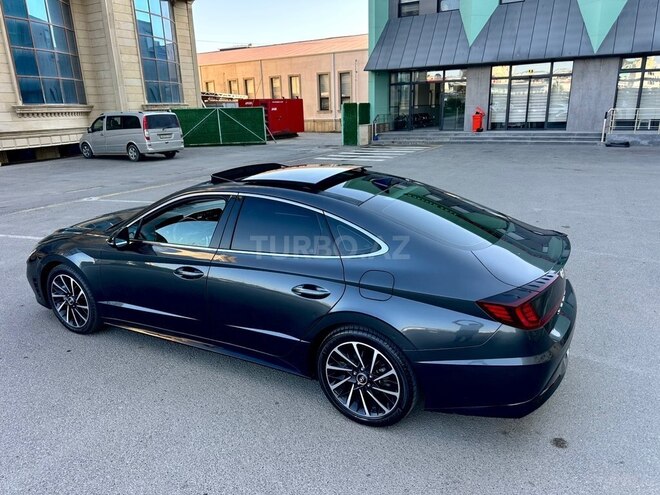 Hyundai Sonata-6
