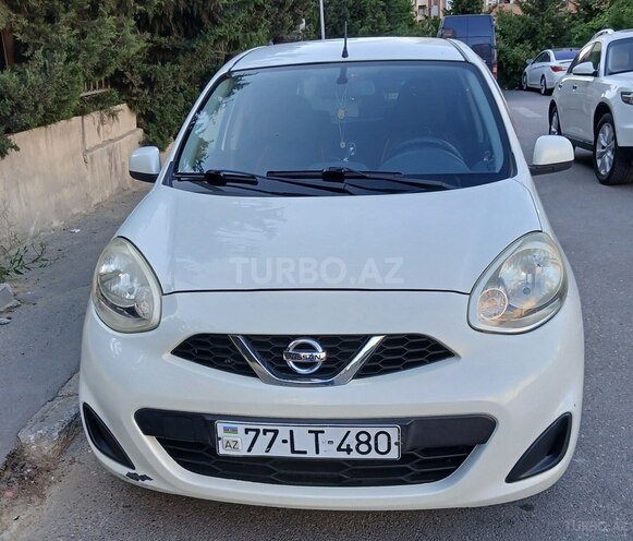 Nissan March-1