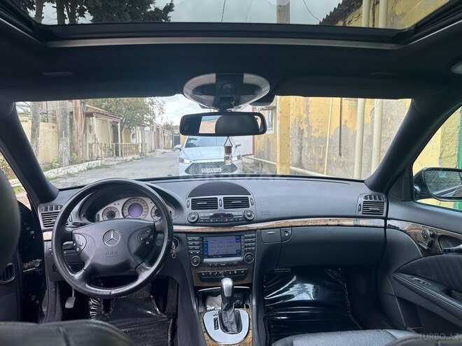 Mercedes E 320-5