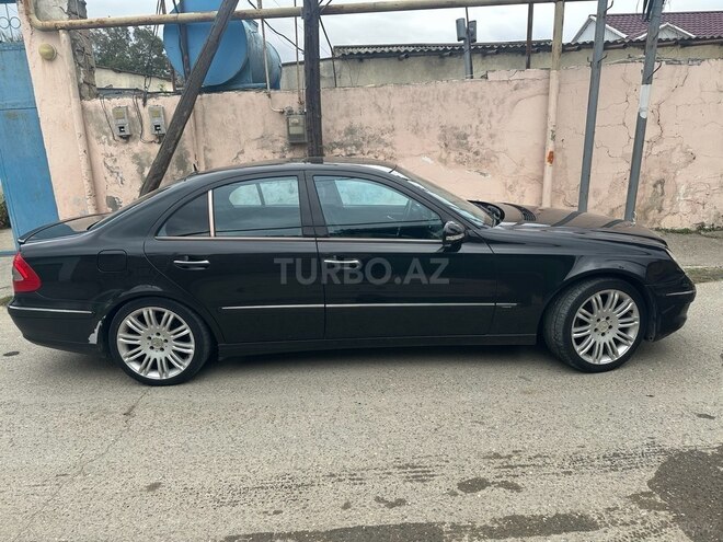 Mercedes E 320-3