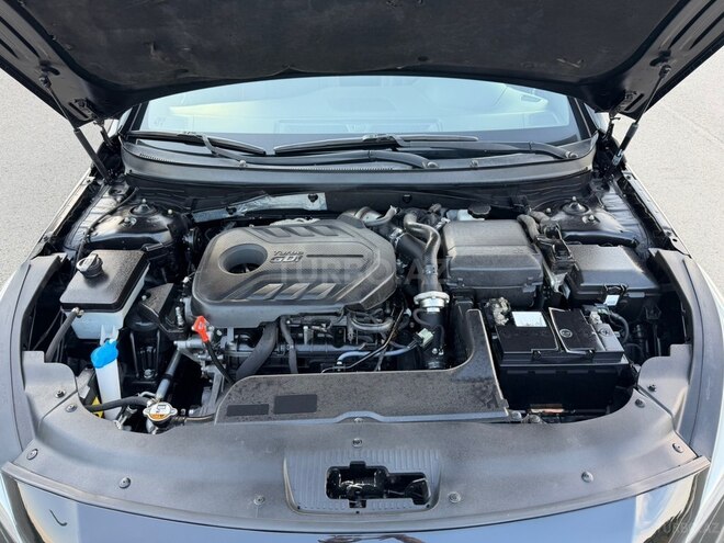 Hyundai Sonata-27