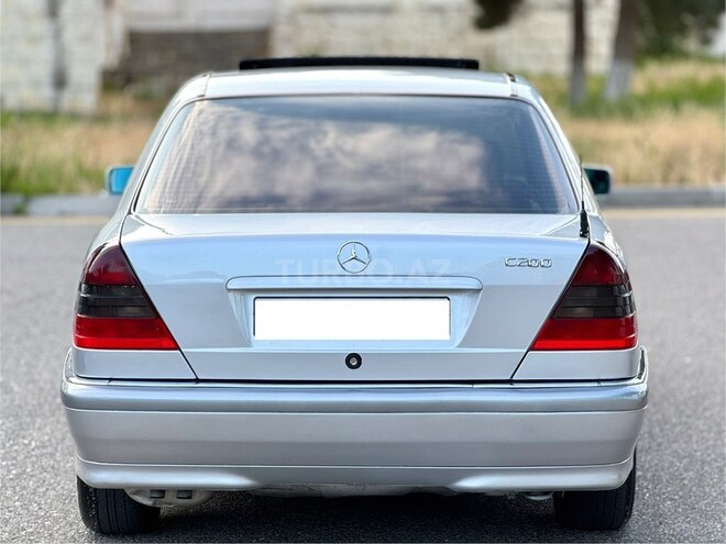 Mercedes C 200-8