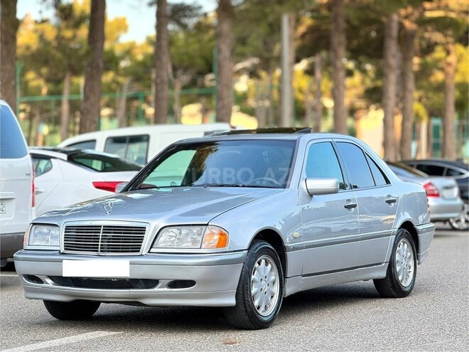 Mercedes C 200-4