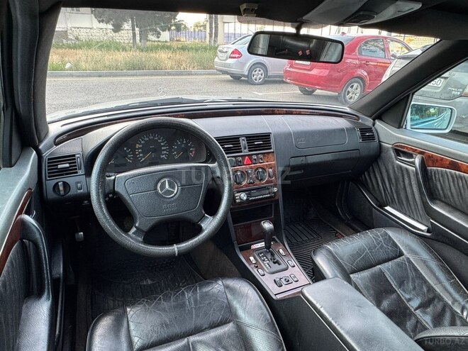 Mercedes C 200-12