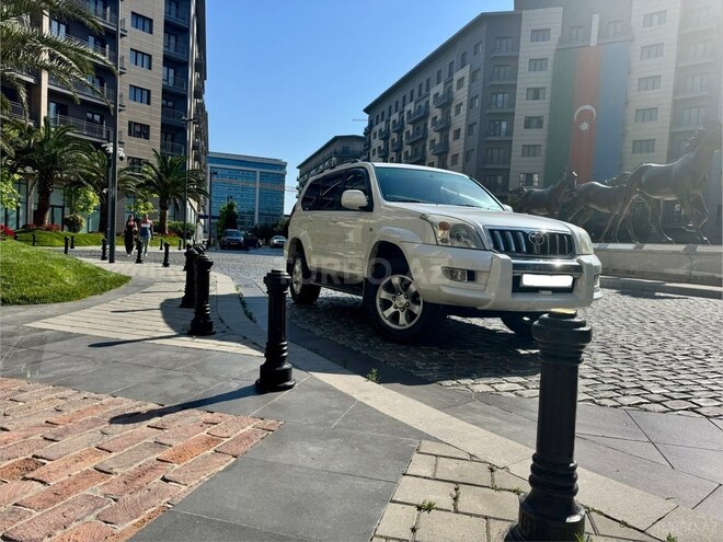 Toyota Land Cruiser Prado-2