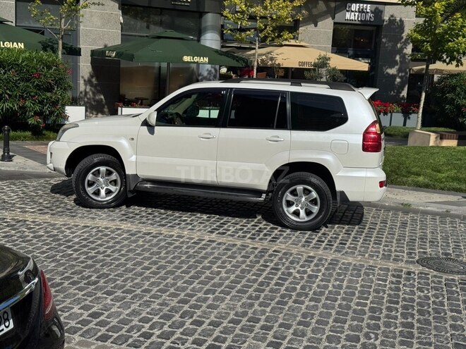 Toyota Land Cruiser Prado-9