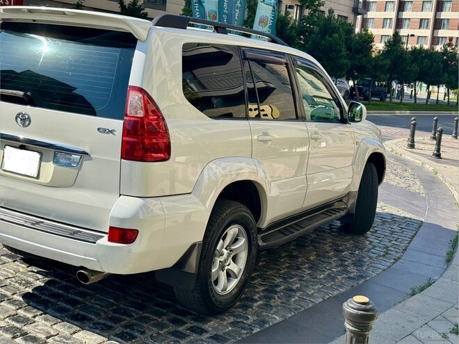 Toyota Land Cruiser Prado-6