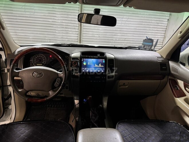 Toyota Land Cruiser Prado-15
