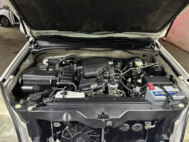 Toyota Land Cruiser Prado-18
