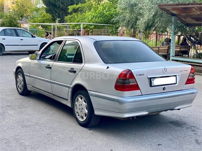 Mercedes C 180-4