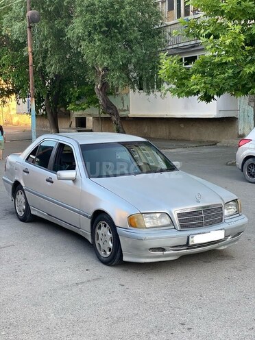 Mercedes C 180-1