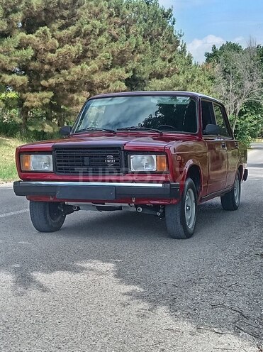 LADA (VAZ) 2107-2