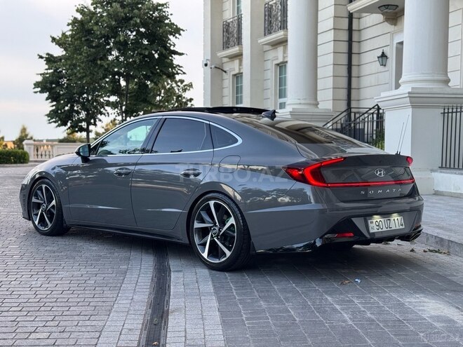 Hyundai Sonata-5