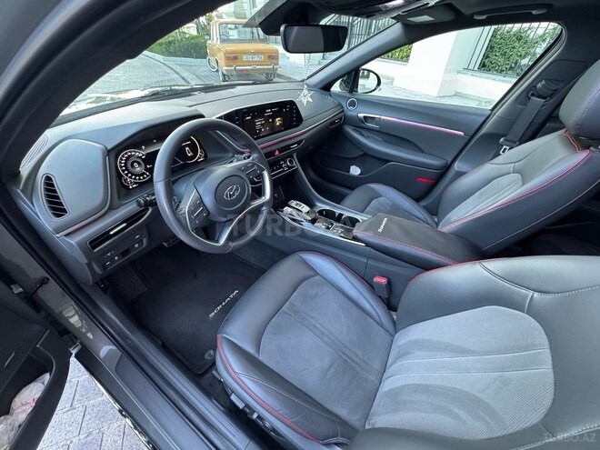 Hyundai Sonata-9