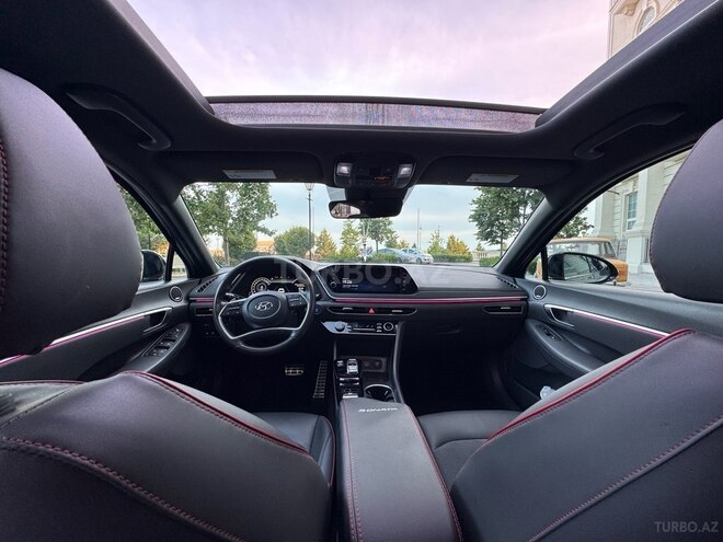 Hyundai Sonata-14