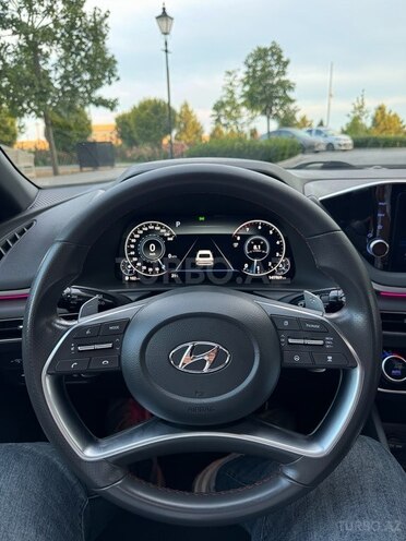 Hyundai Sonata-17