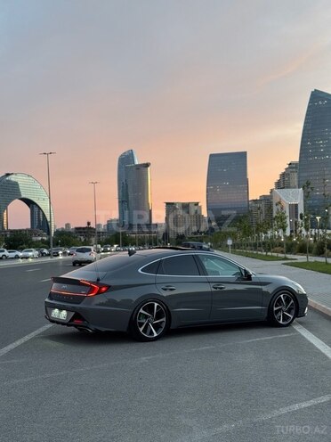 Hyundai Sonata-19