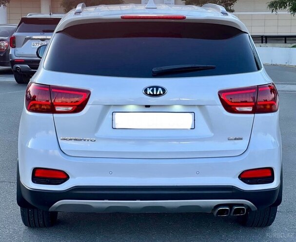 Kia Sorento-9